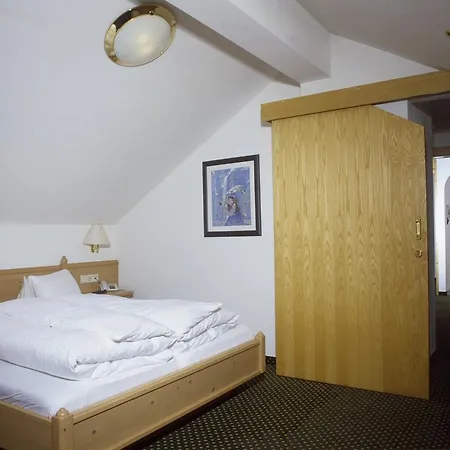 Hotel Garni Belmonte 3*